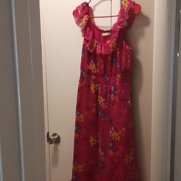 Old Navy Dresses & Skirts - Floral dress